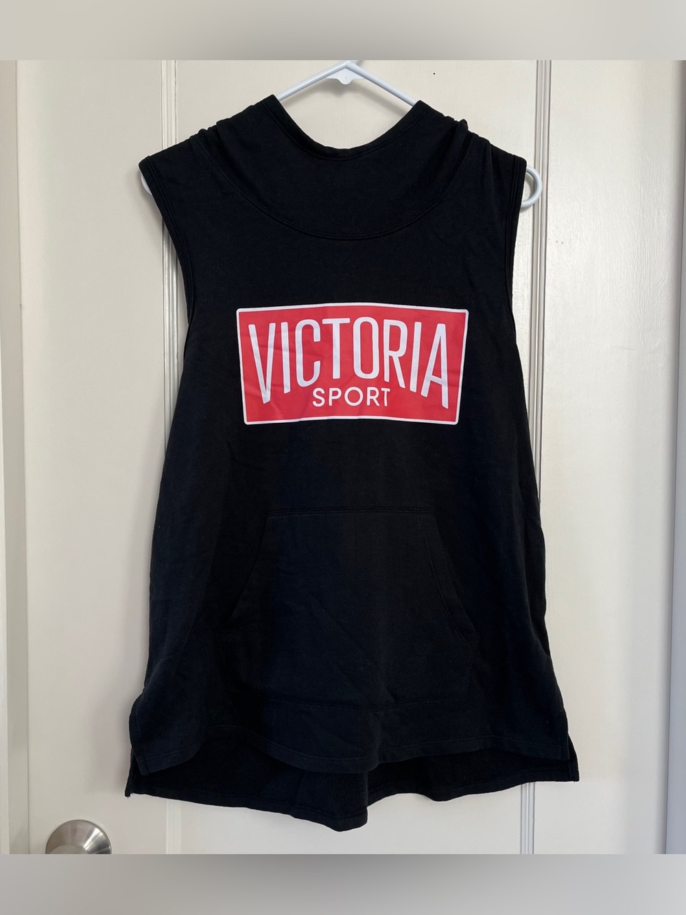 Victoria Sport Sleeveless Hoodie Racerback Top with Logo Black Red Large